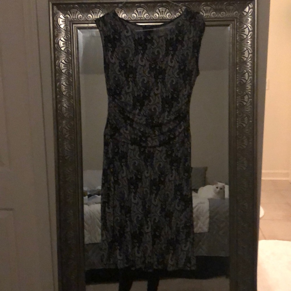 Dress women’s business casual